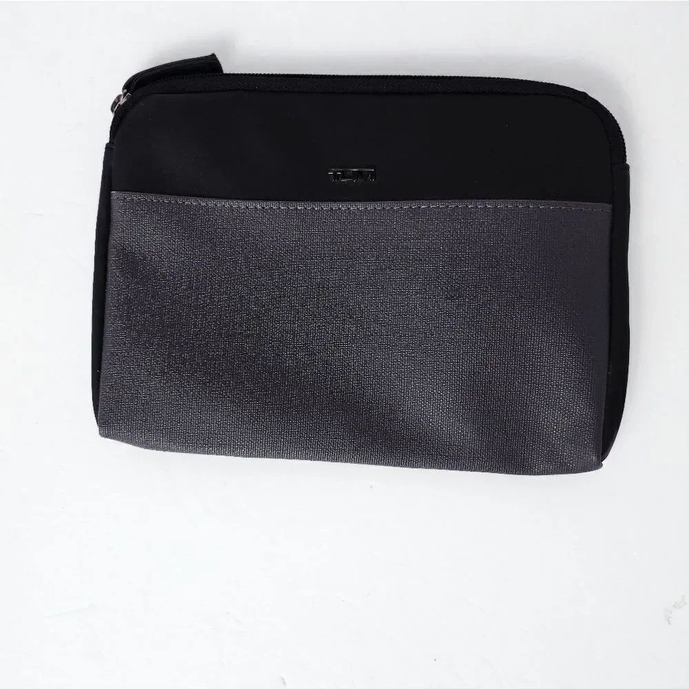 Tumi Toiletry Cosmetic Travel Bag Pouch Black Gray 8x6